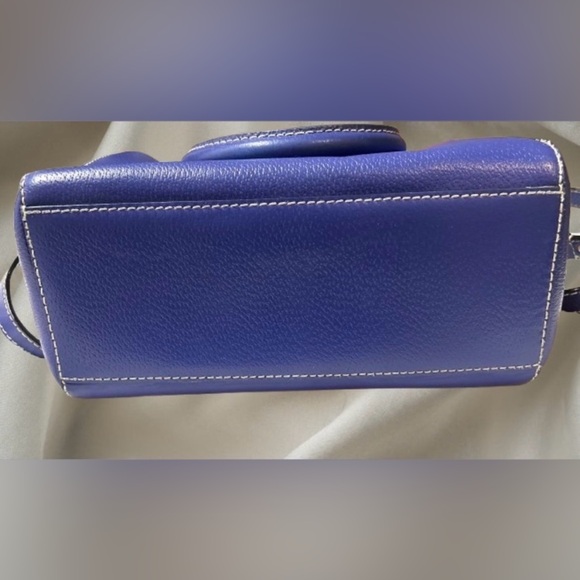 Kate Spade Limited edition Alessa Wellesley holiday blue satchel. - Picture 6 of 14